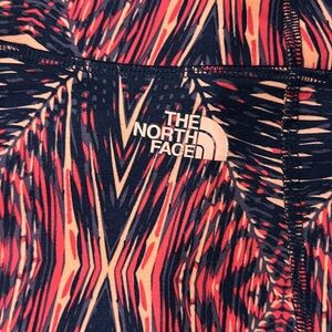 4/$20 The North Face cropped leggings, size medium, fun pattern, great condition